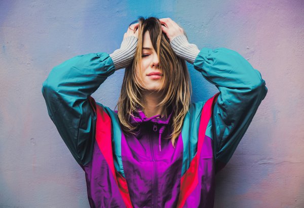 How to Master Wearing High-Rise Skinny Jeans in a Smart Casual Office?